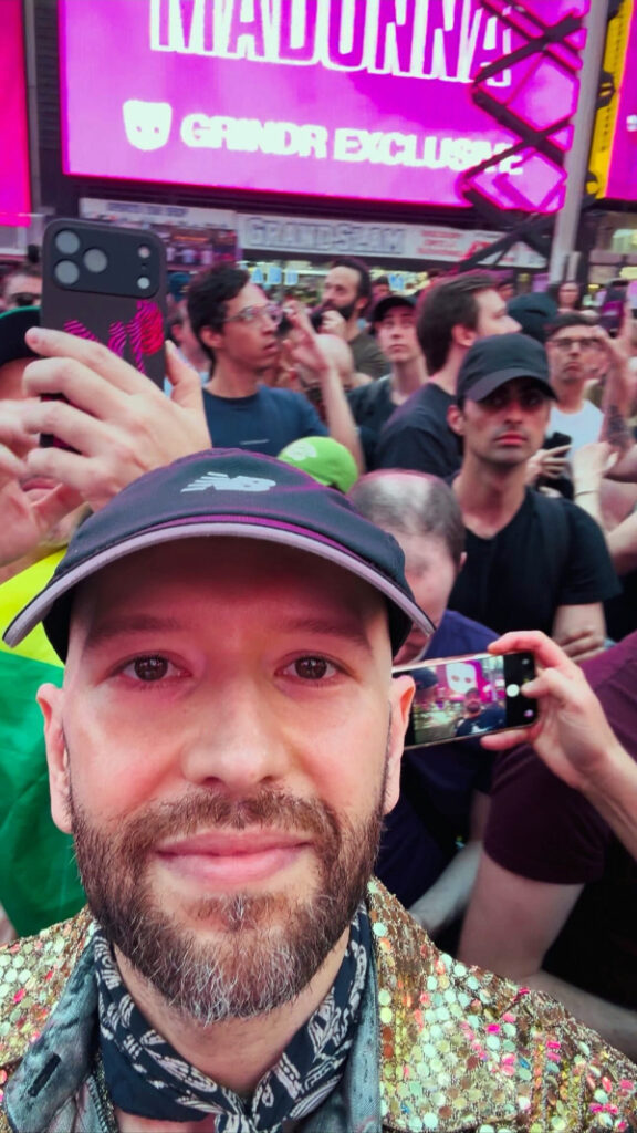 Madonna Times Square report