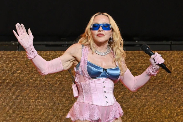 madonna live times square